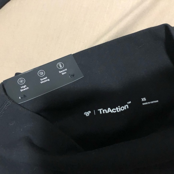 tna action butter material leggings cheeky ankle style hi rise - Picture 2 of 3